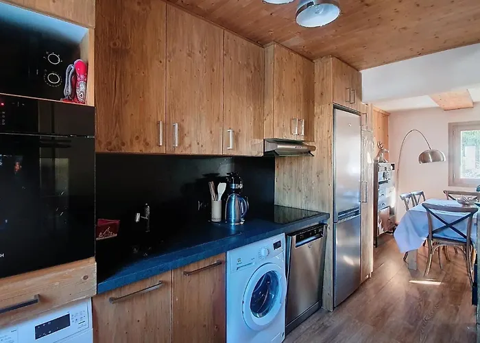 1 De Rochebrune B * Megève